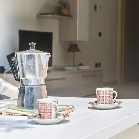 Lejlighed Comfortable Flat With Garden And Pool! Toscolano Maderno