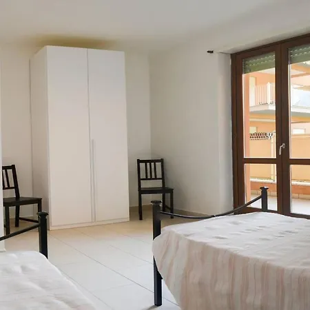 Comfortable Flat With Garden And Pool! Lejlighed
